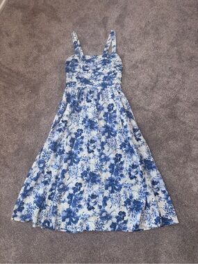 Abercrombie & Fitch Blue and White Floral Midi Dress